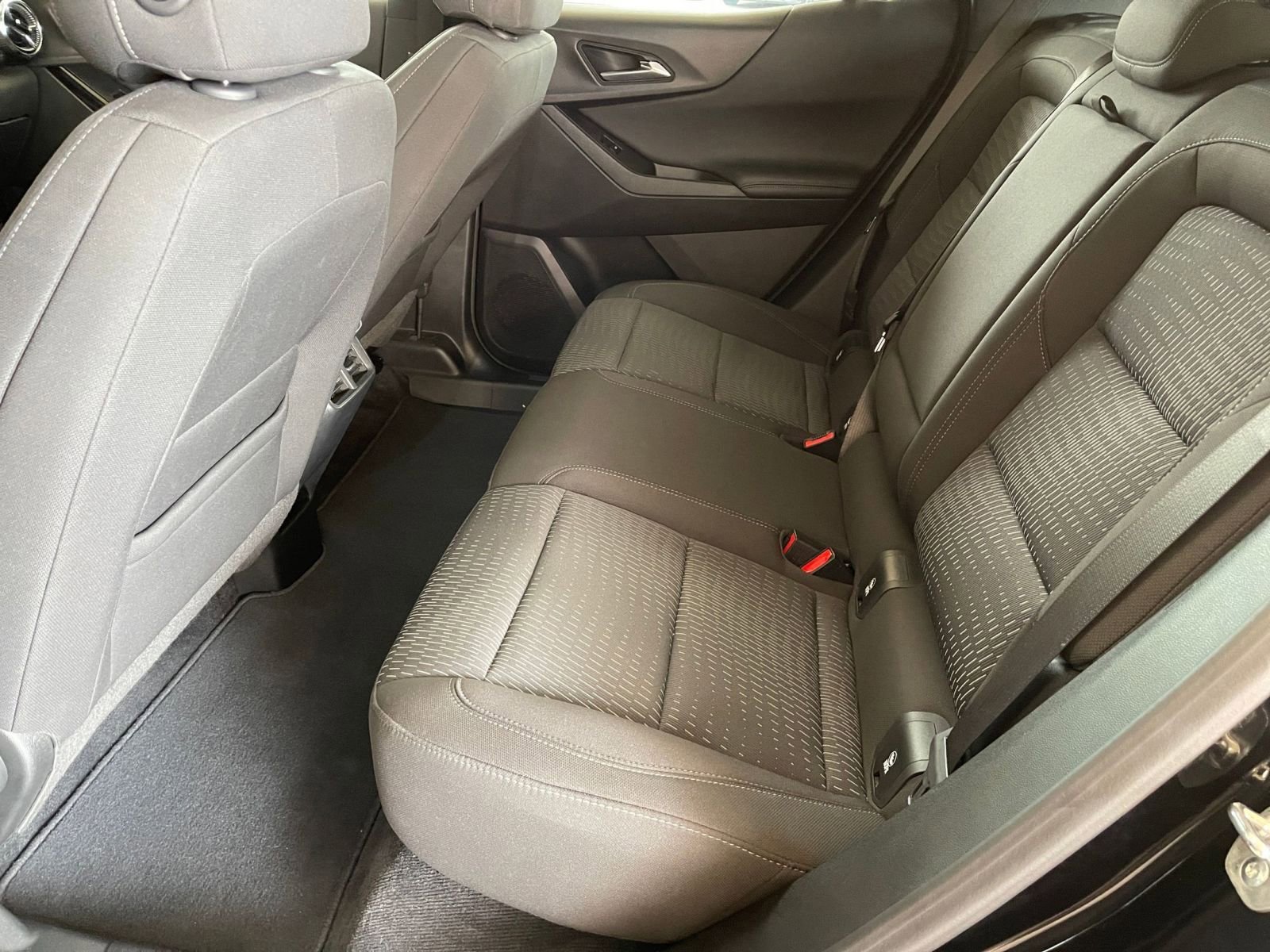 Thumbnail: 2025 Chevrolet Equinox - 24