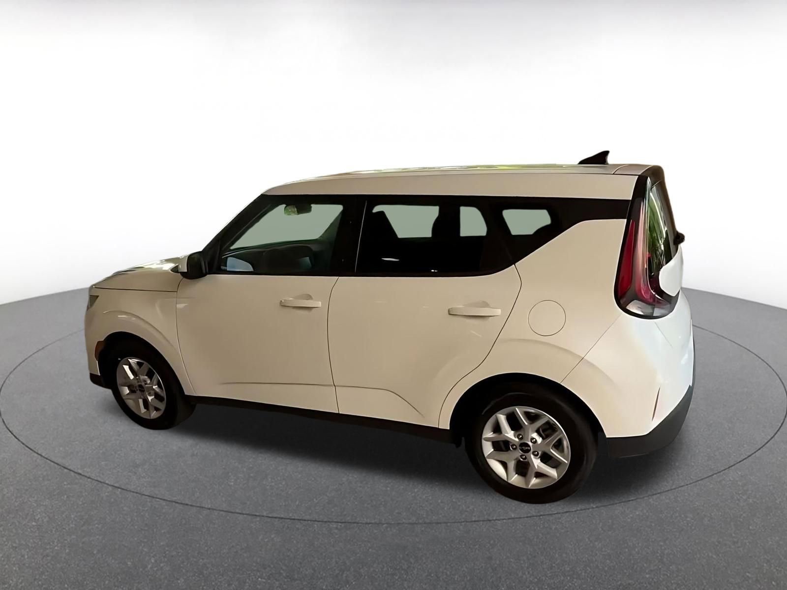 Thumbnail: 2025 Kia Soul - 10