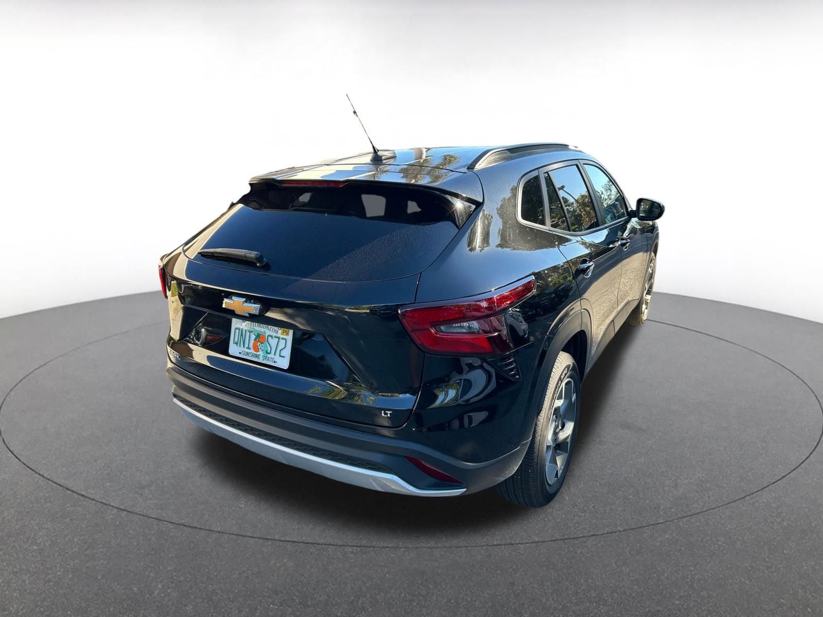 Thumbnail: 2025 Chevrolet Trax - 8