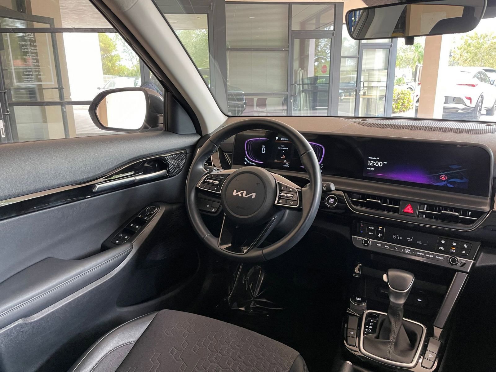 Thumbnail: 2025 Kia Seltos - 29