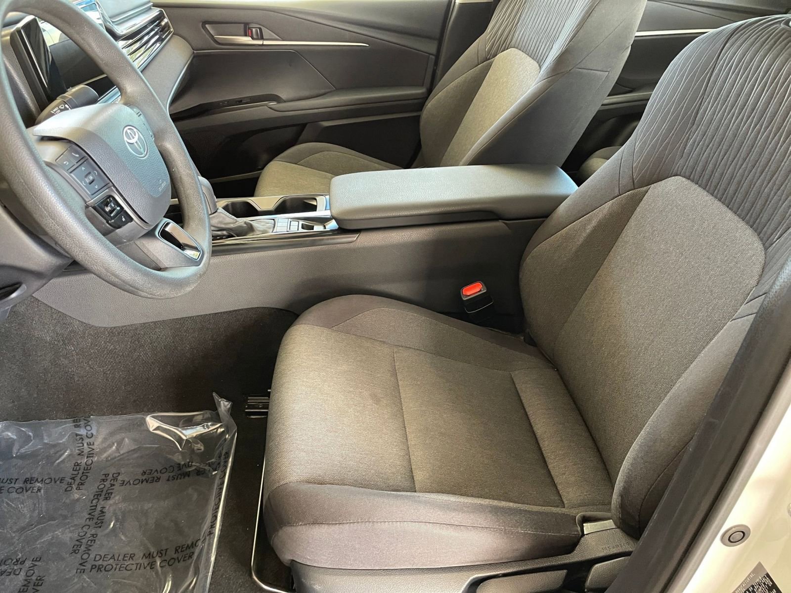 Thumbnail: 2025 Toyota Camry - 25