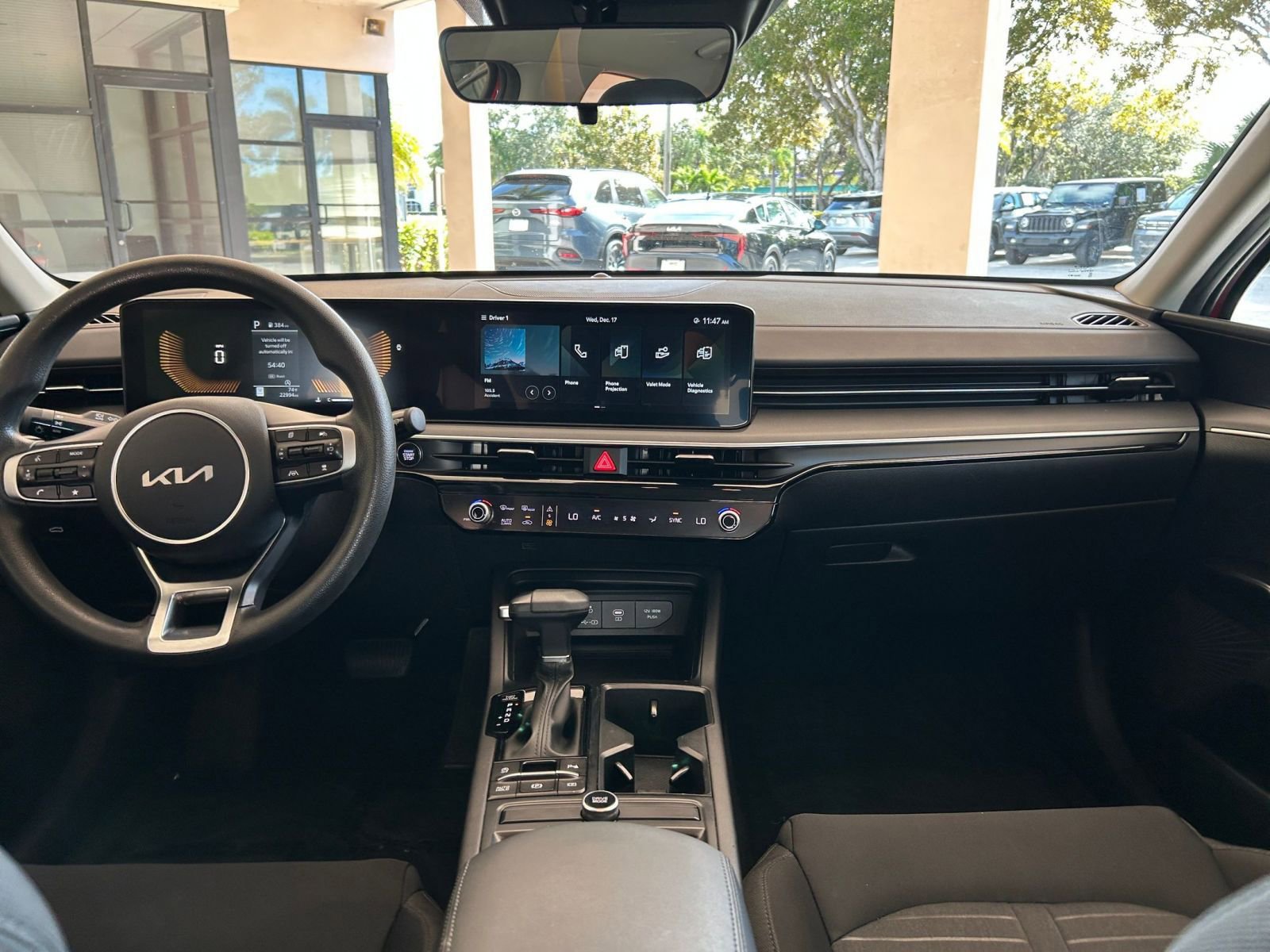 Thumbnail: 2025 Kia K5 - 28