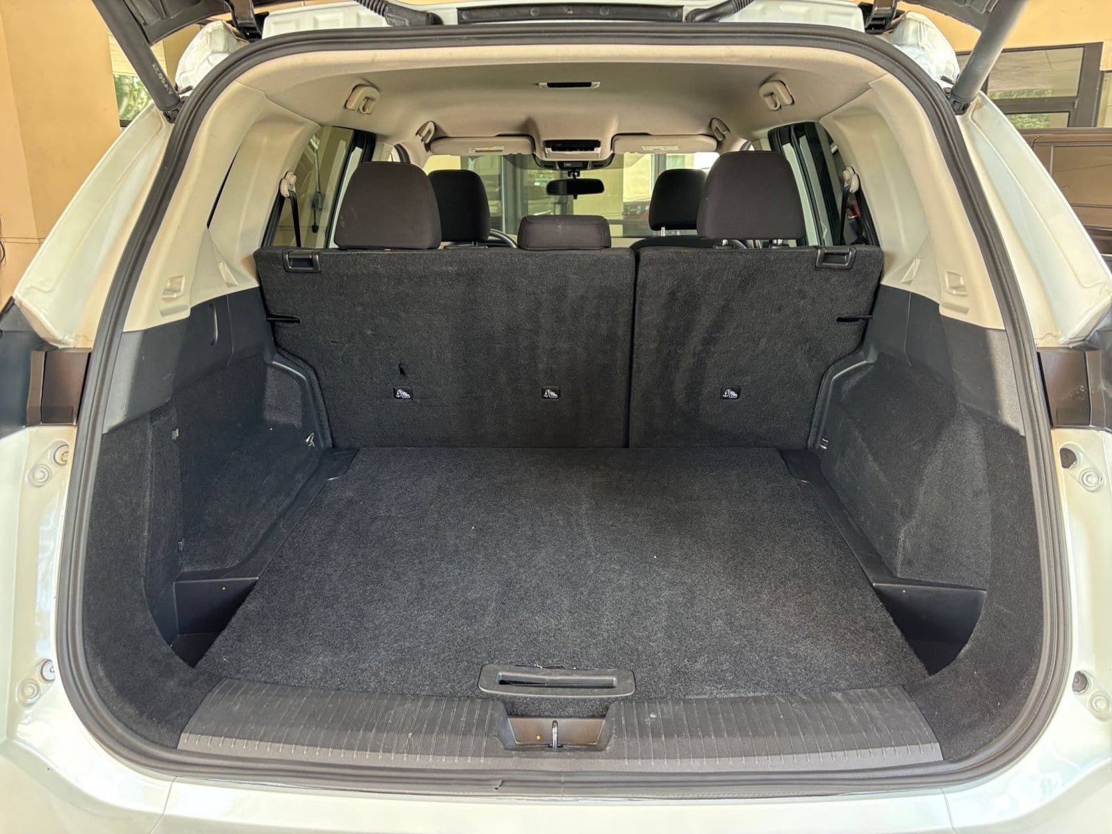 2025 Nissan Rogue SV - Photo 32