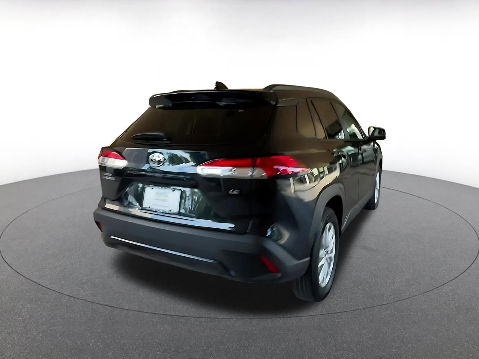 Thumbnail: 2025 Toyota Corolla Cross - 14