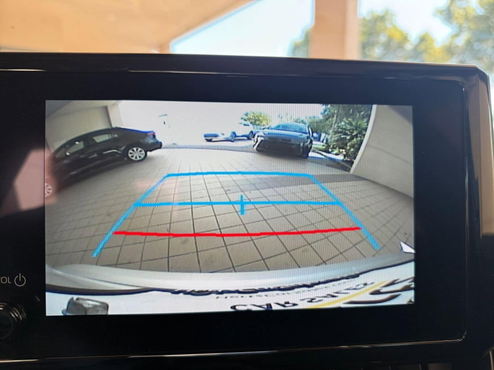 Thumbnail: 2025 Toyota Corolla - 17