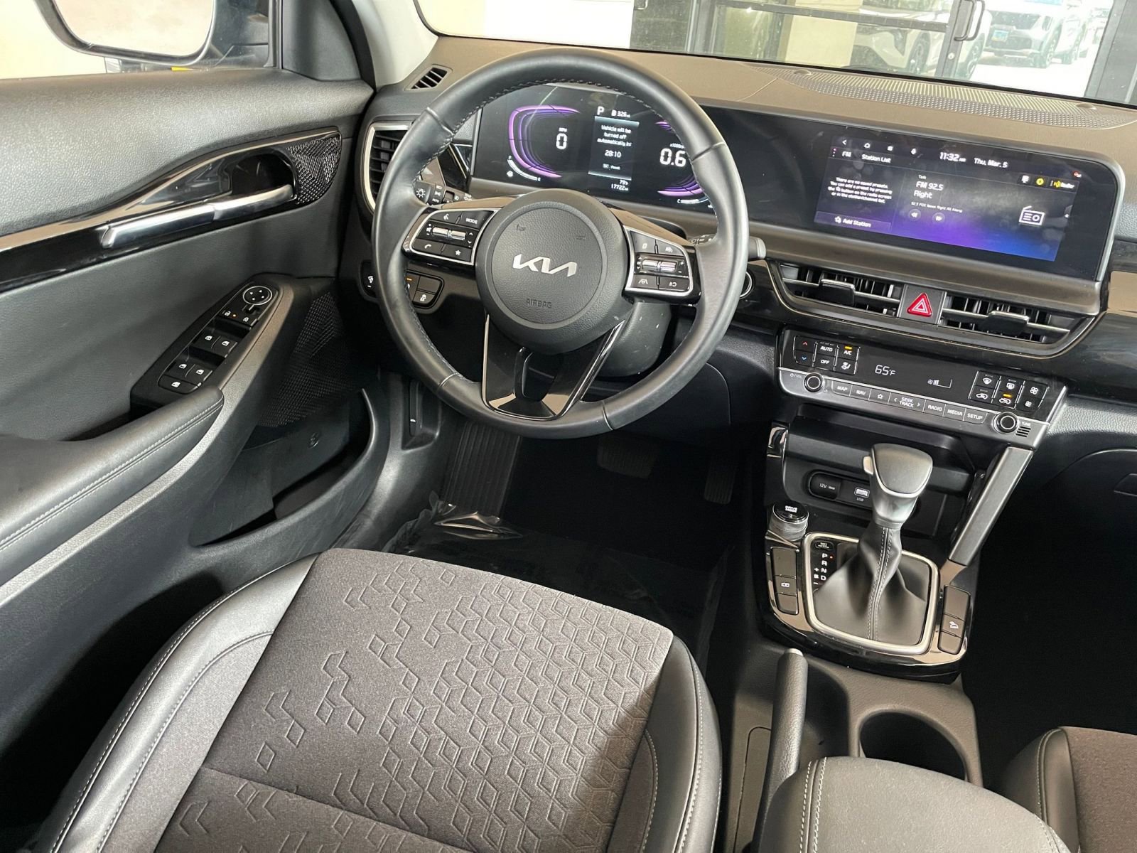 Thumbnail: 2025 Kia Seltos - 35