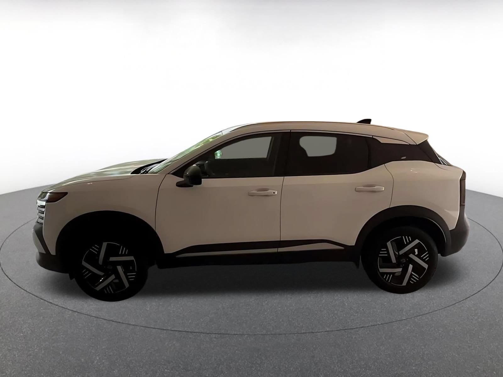 Thumbnail: 2026 Nissan Kicks - 9