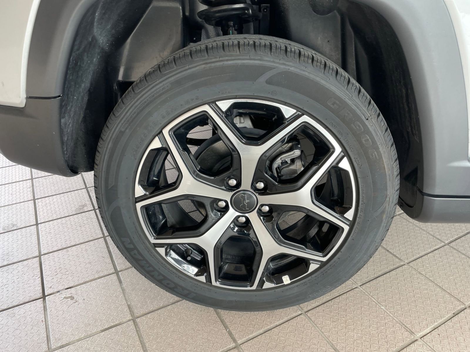 Thumbnail: 2025 Jeep Compass - 29