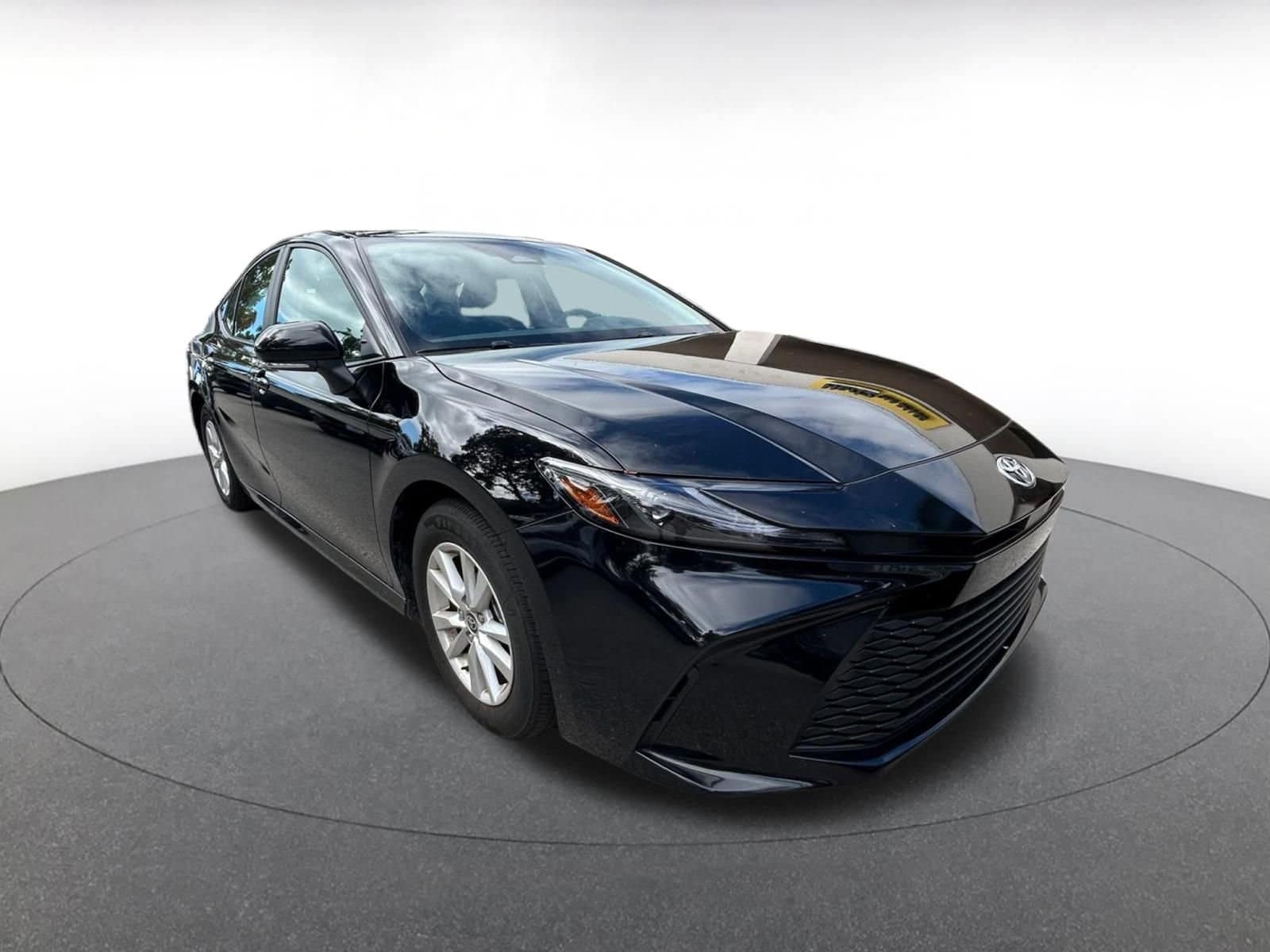 Thumbnail: 2025 Toyota Camry - 1