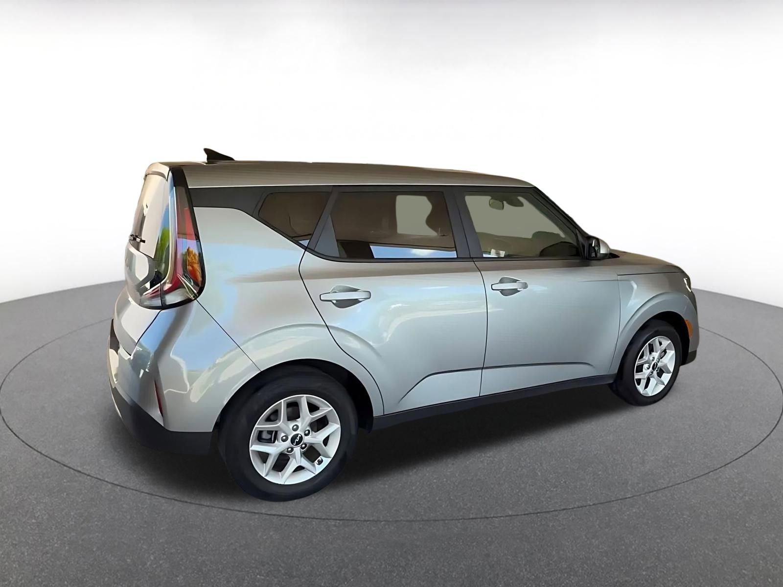 Thumbnail: 2025 Kia Soul - 14