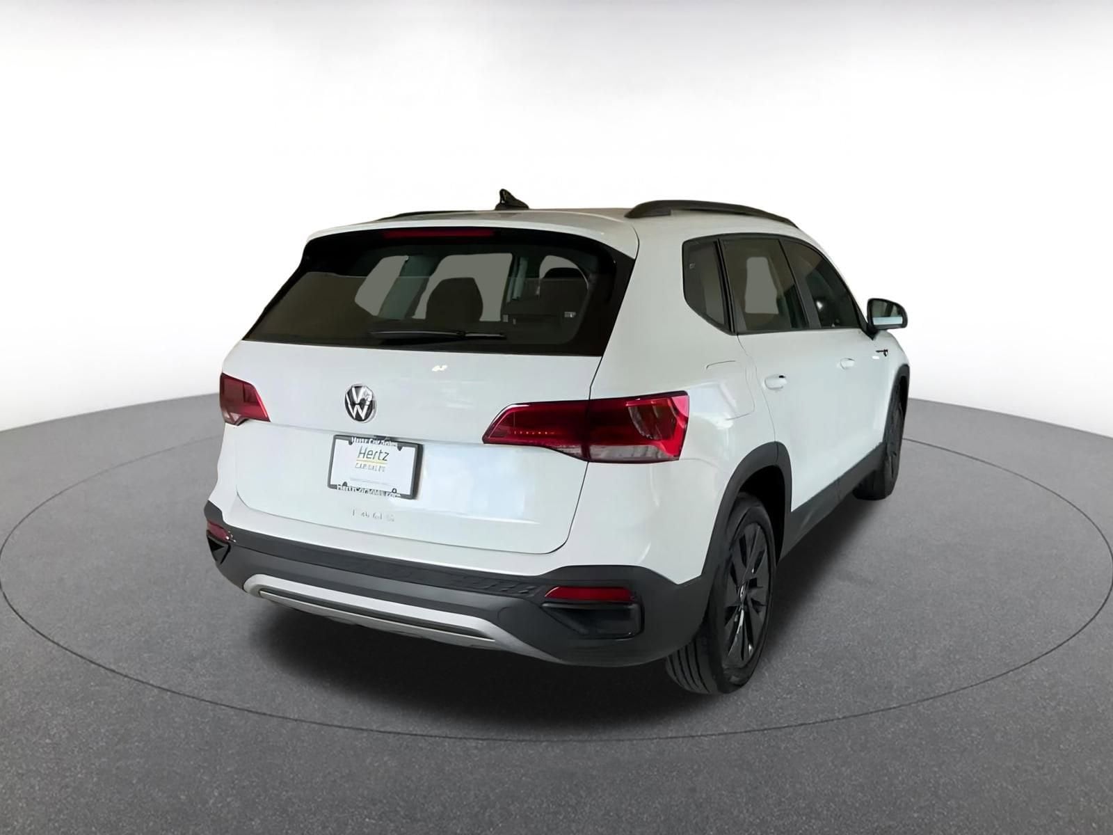 2024 Volkswagen Taos S 11
