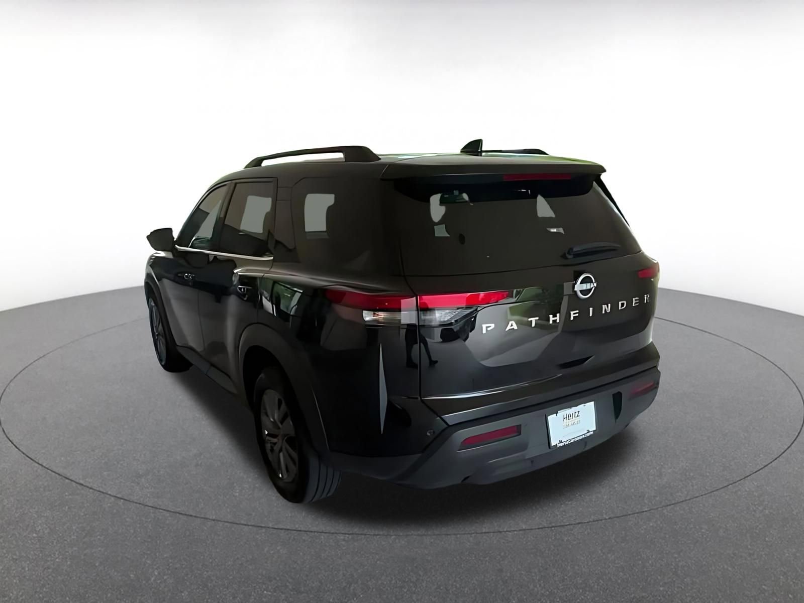 Thumbnail: 2025 Nissan Pathfinder - 16