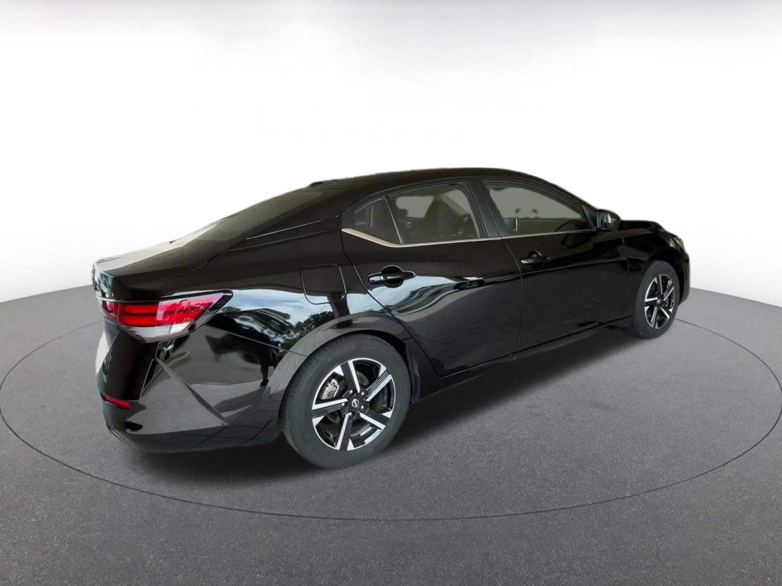 Thumbnail: 2025 Nissan Sentra - 15