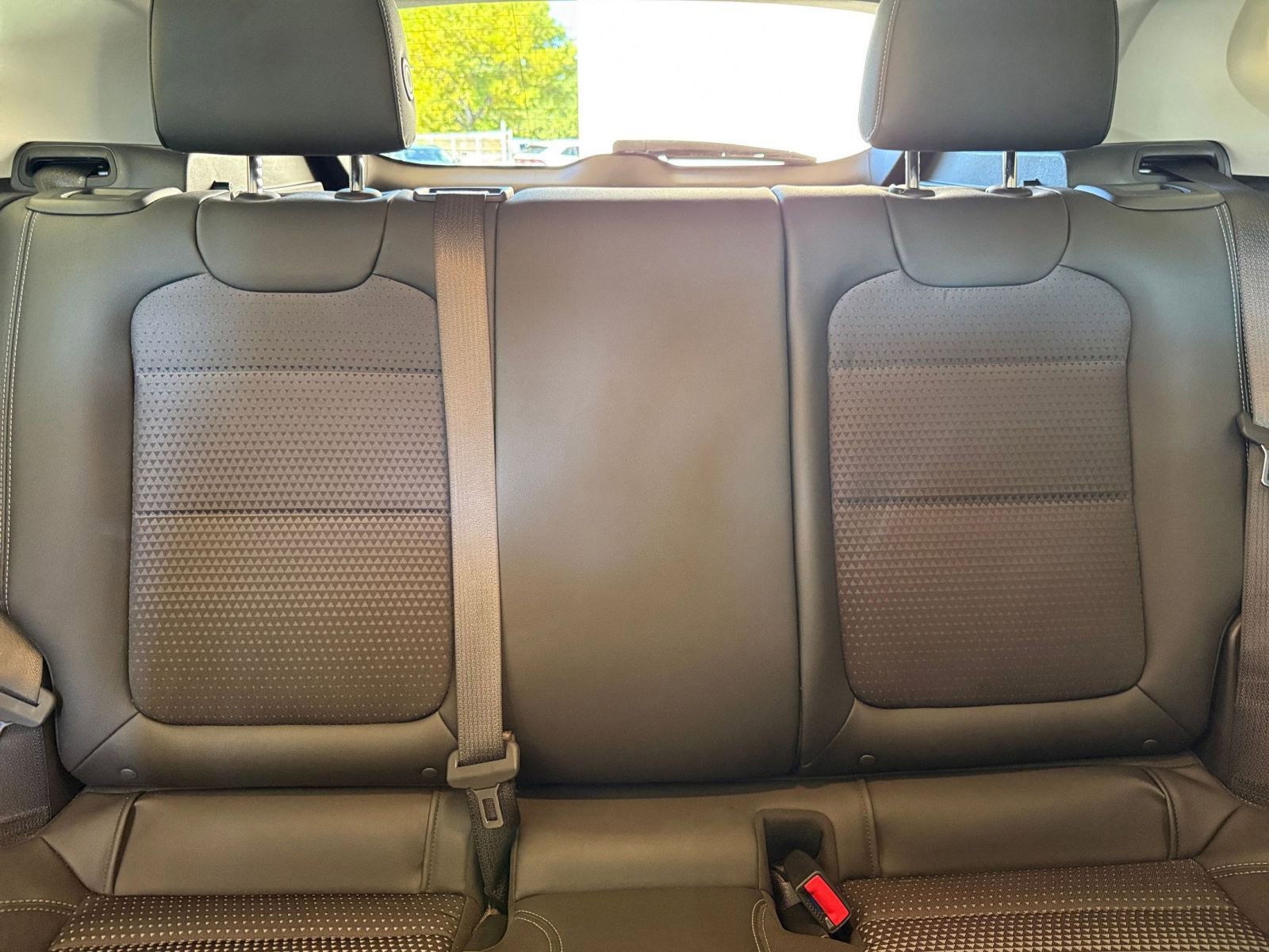 Thumbnail: 2025 Chevrolet Trax - 32