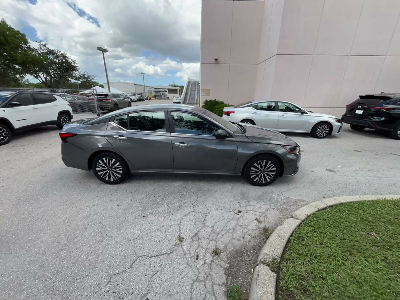 Thumbnail: 2025 Nissan Altima - 15
