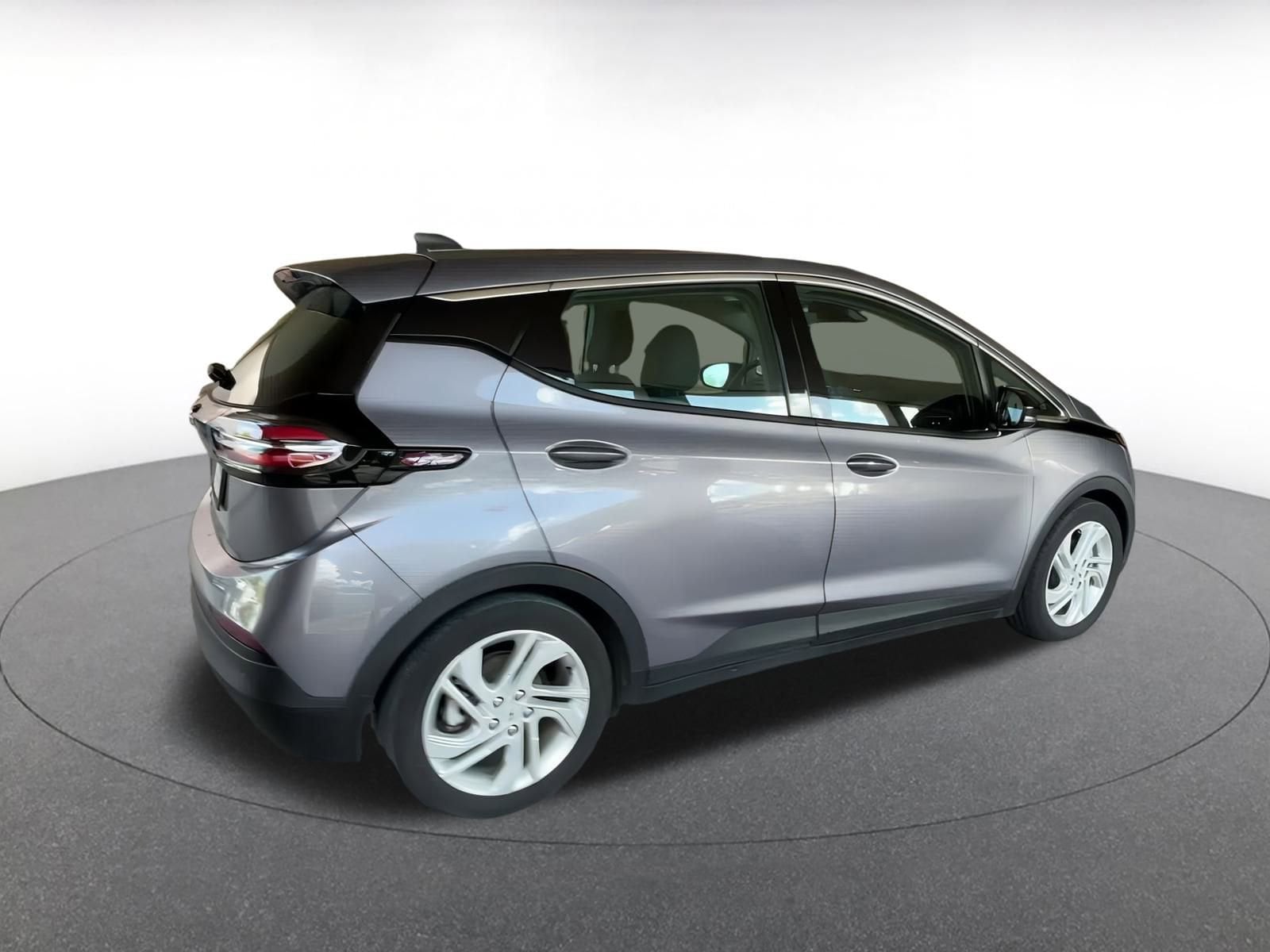 Thumbnail: 2023 Chevrolet Bolt EV - 15