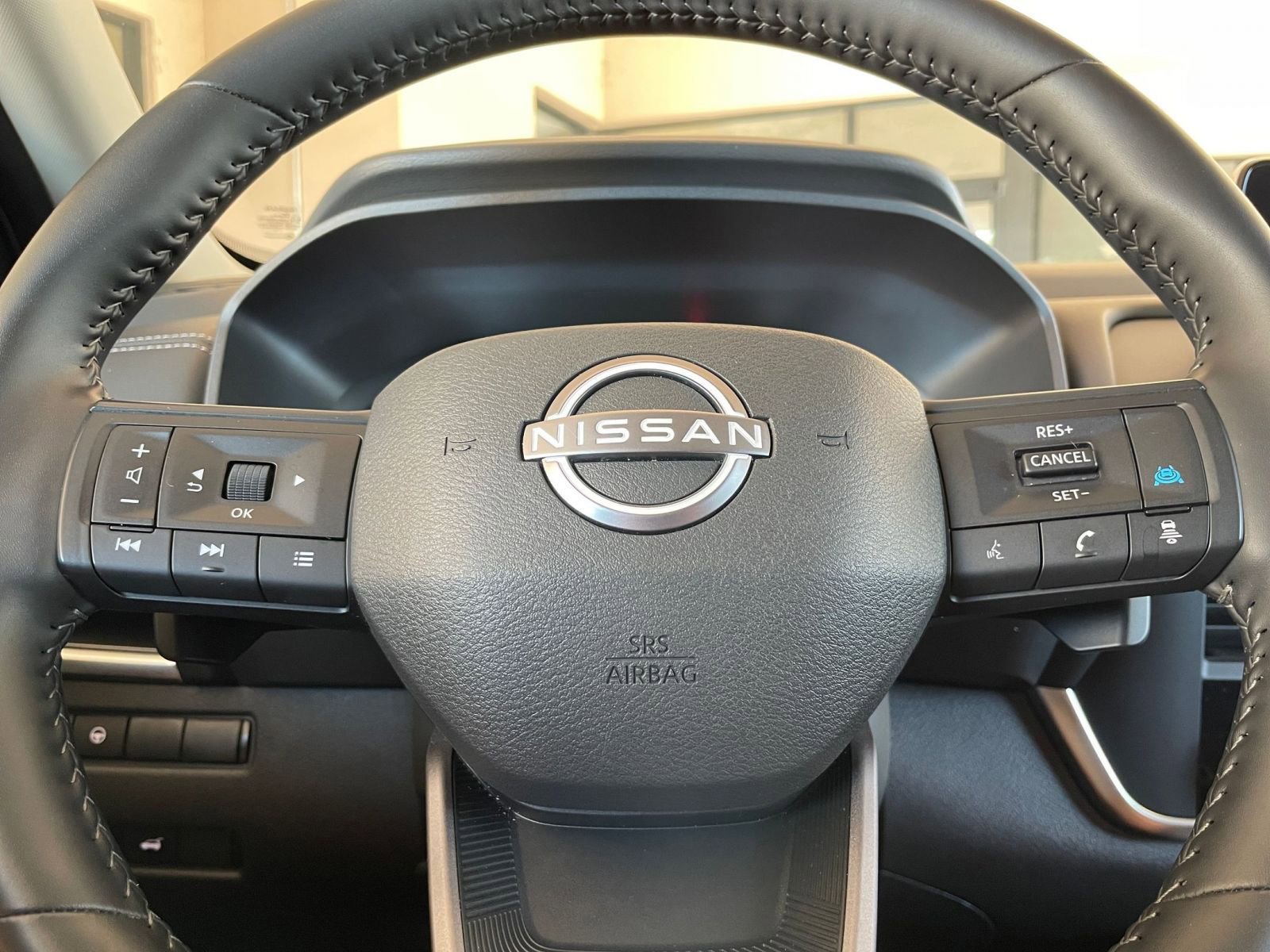 Thumbnail: 2025 Nissan Rogue - 30