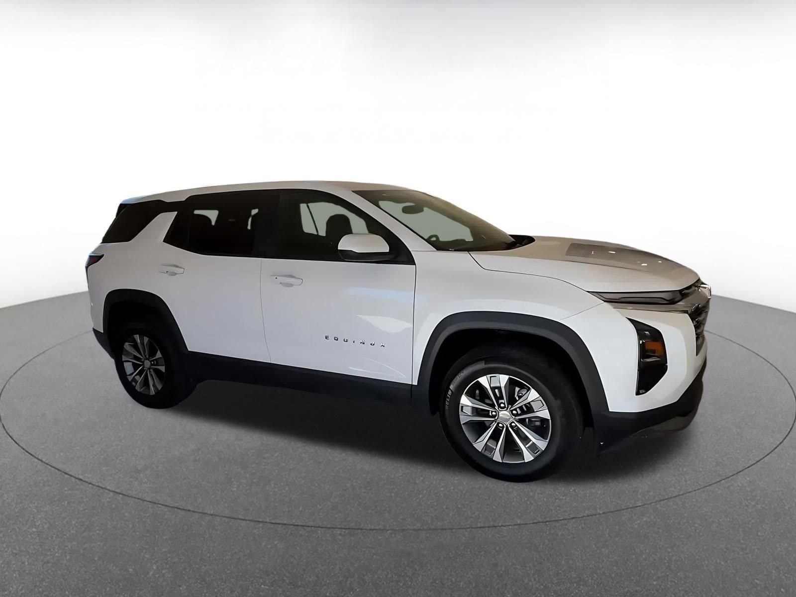 Thumbnail: 2025 Chevrolet Equinox - 2