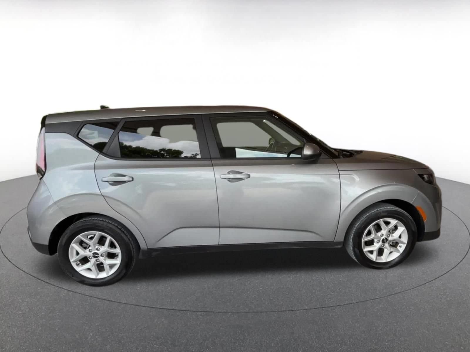 Thumbnail: 2025 Kia Soul - 13
