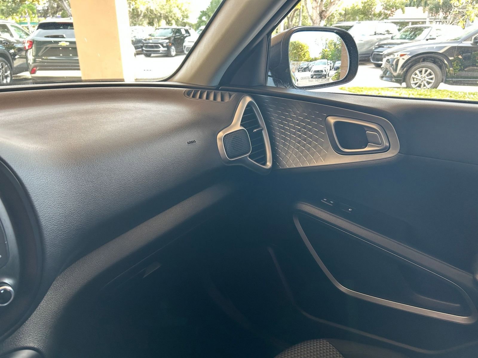 Thumbnail: 2025 Kia Soul - 29