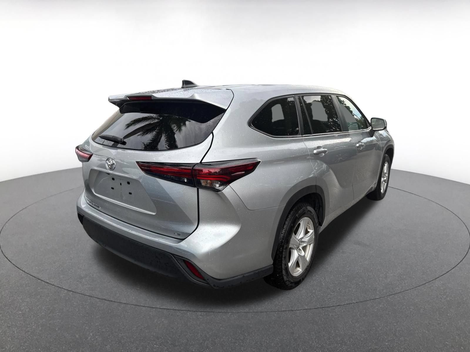 Thumbnail: 2025 Toyota Highlander - 17