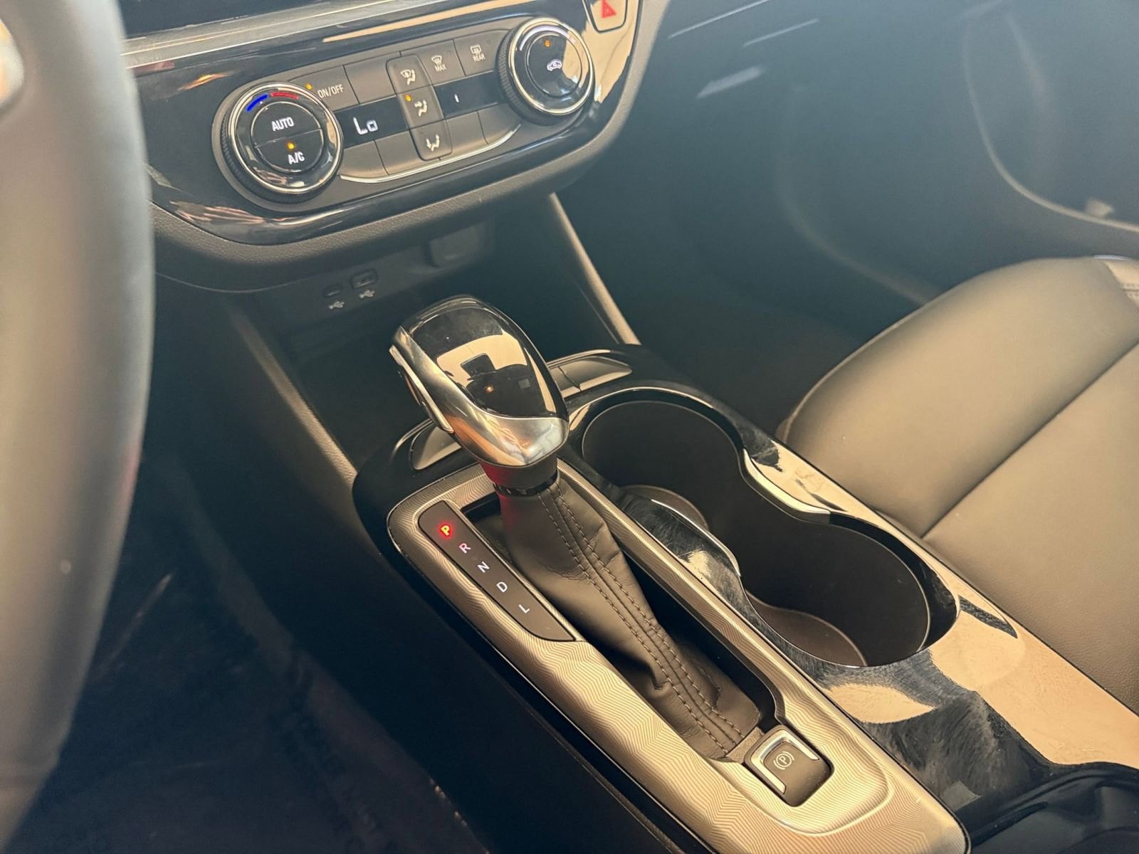 Thumbnail: 2025 Buick Envista - 35