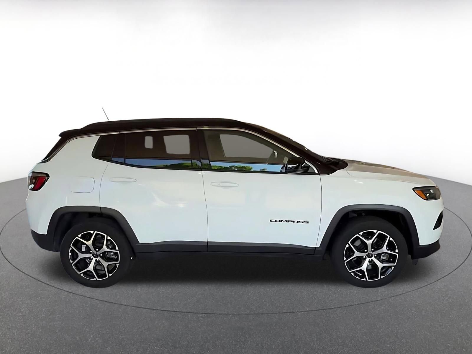 Thumbnail: 2025 Jeep Compass - 16