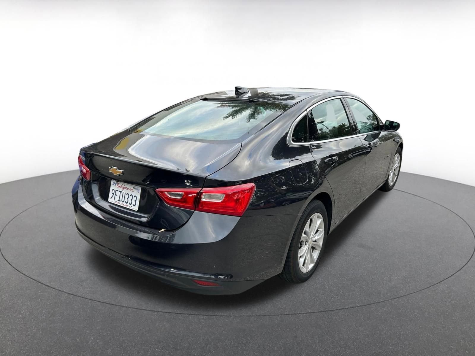 Thumbnail: 2023 Chevrolet Malibu - 8