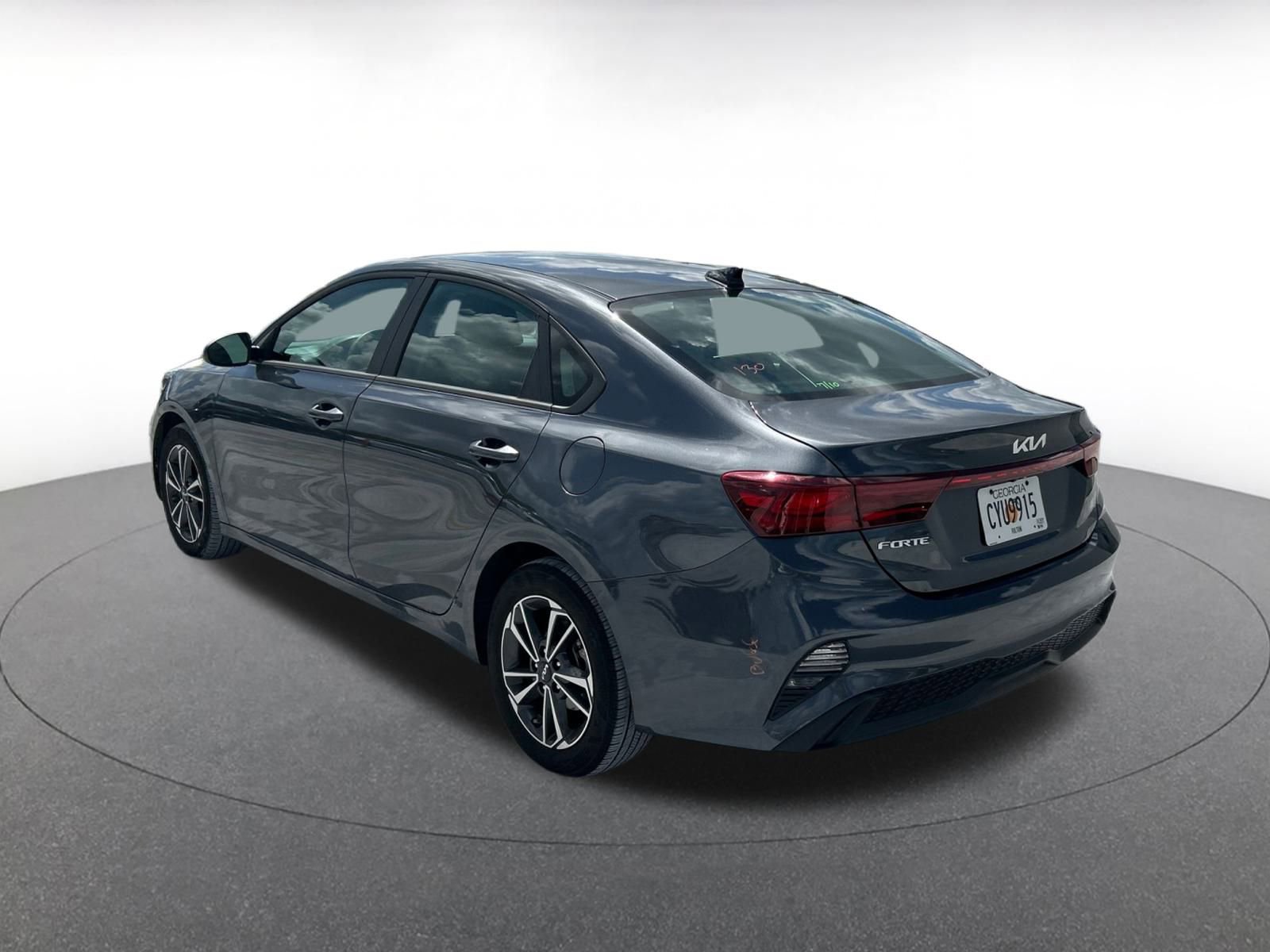Thumbnail: 2024 Kia Forte - 5