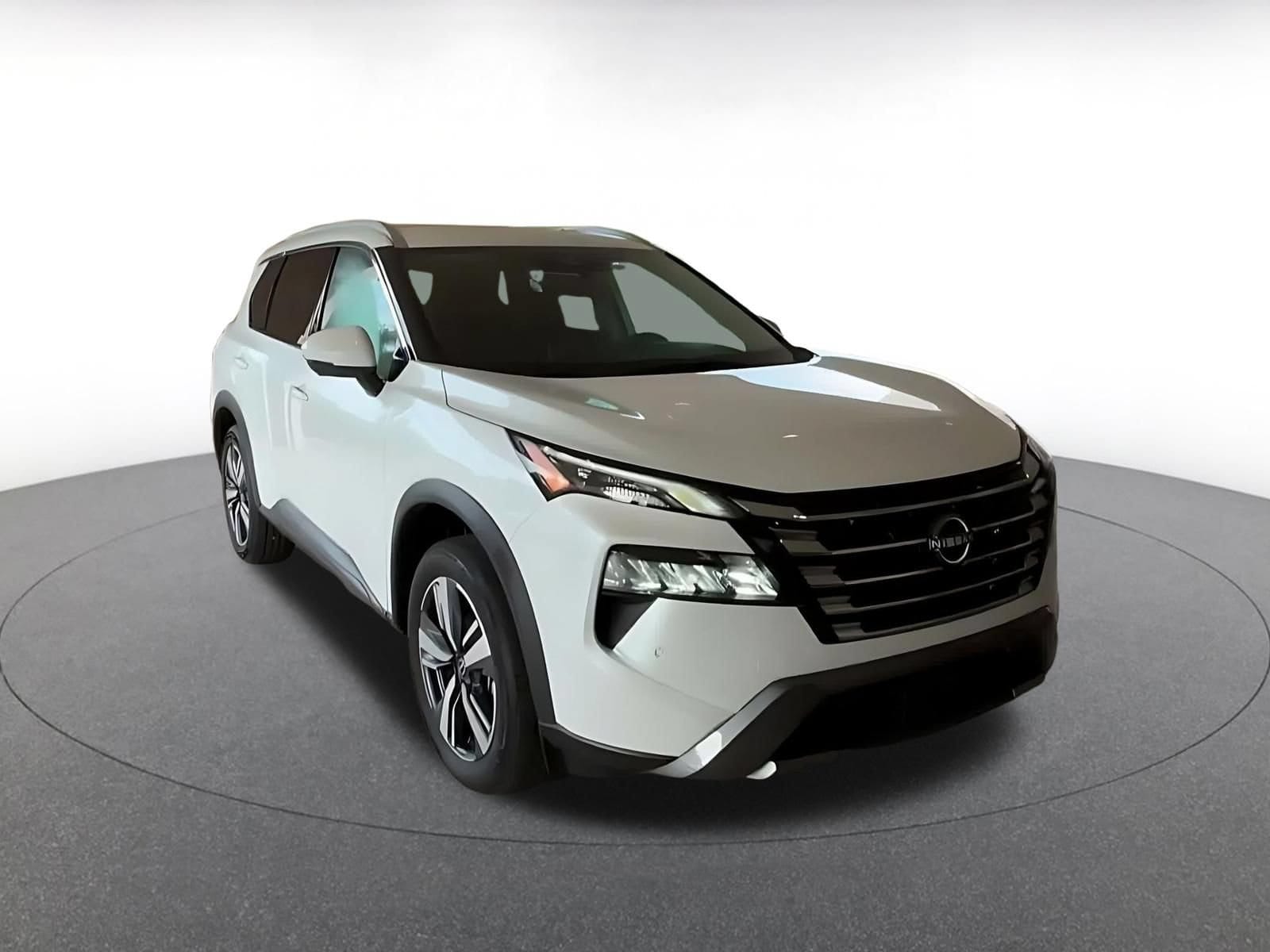 Thumbnail: 2026 Nissan Rogue - 3