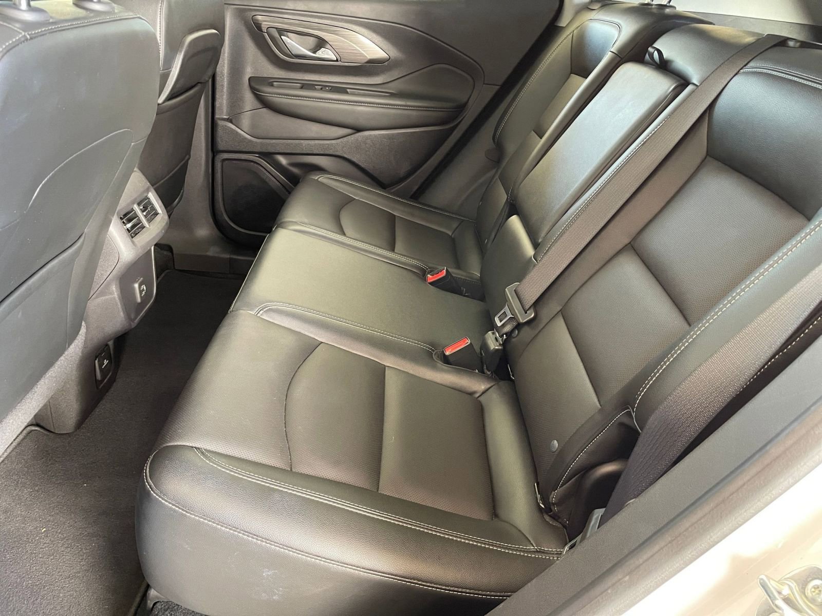 Thumbnail: 2024 GMC Terrain - 25