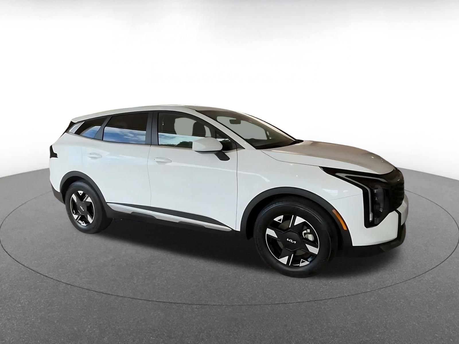 Thumbnail: 2026 Kia Sportage - 2