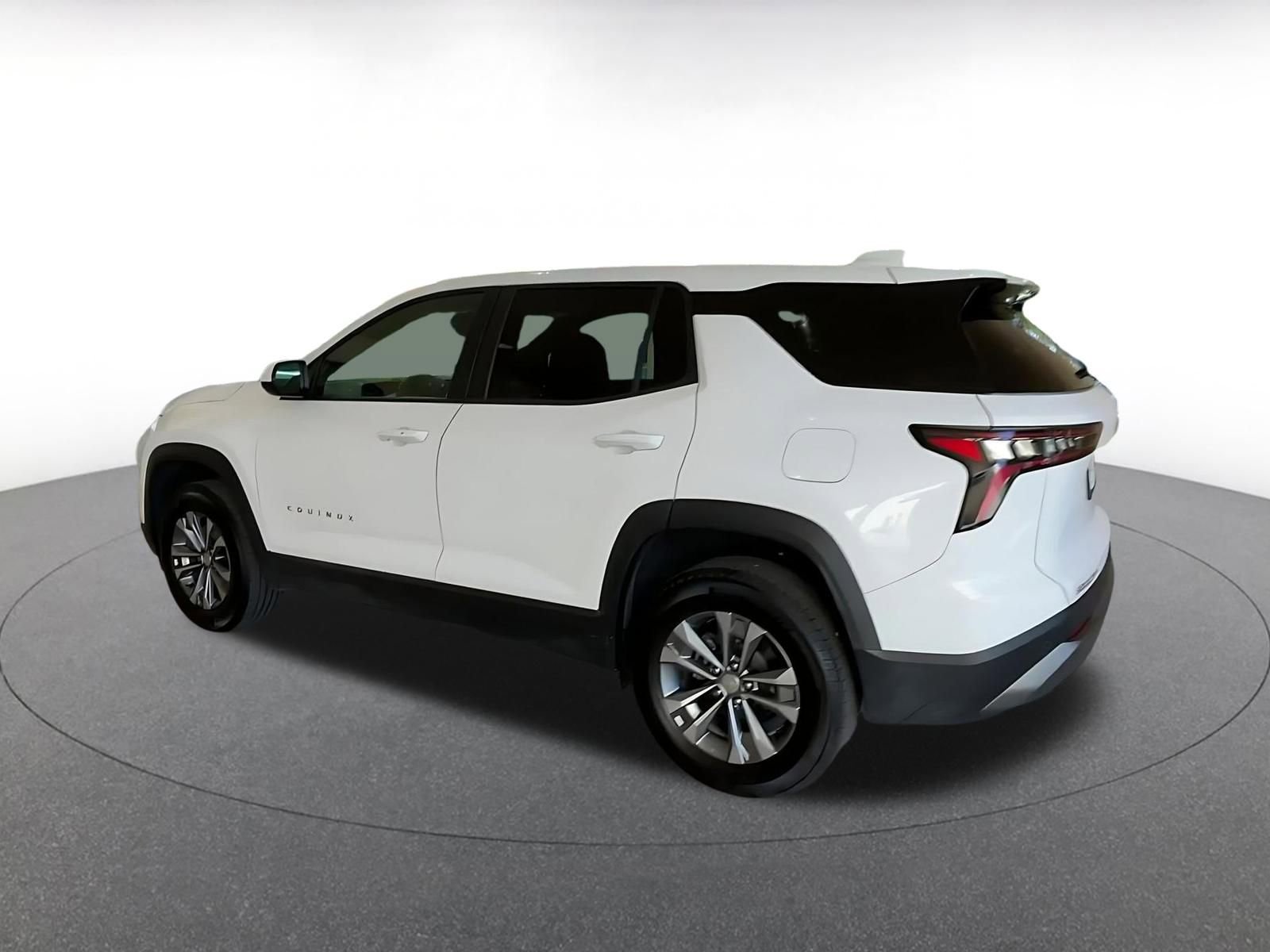 Thumbnail: 2025 Chevrolet Equinox - 10