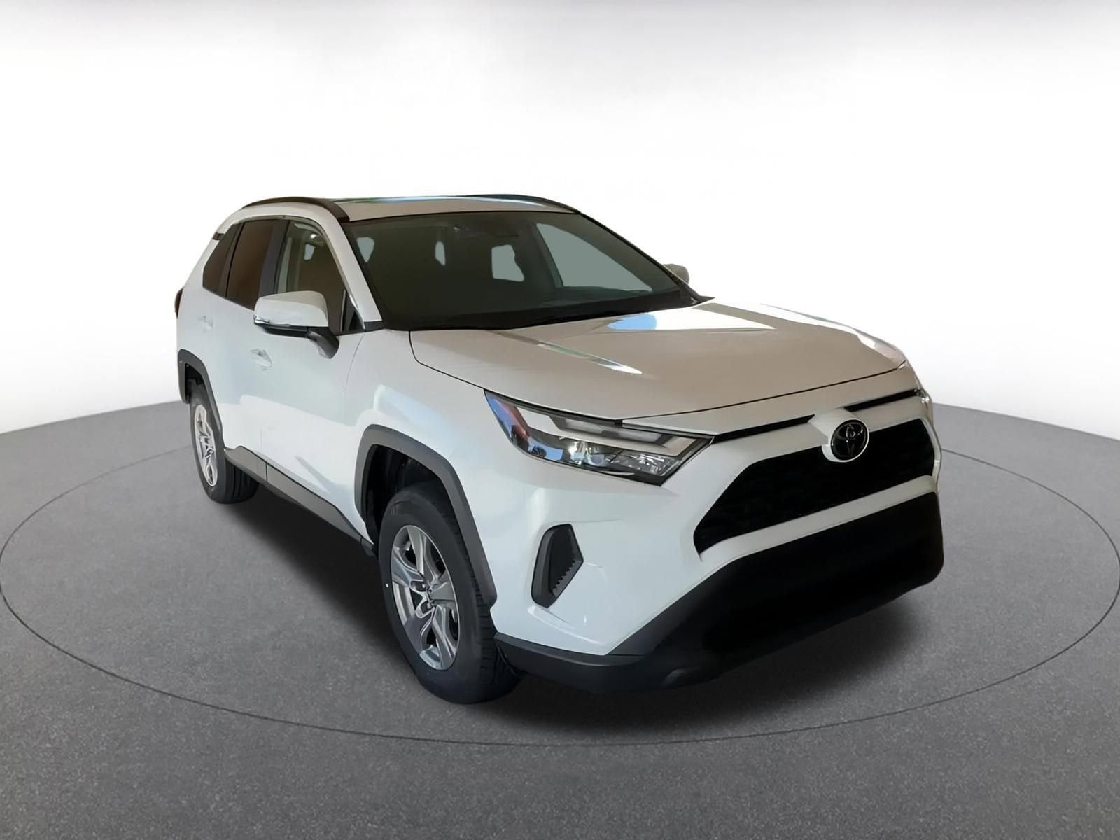 Thumbnail: 2025 Toyota RAV4 - 3
