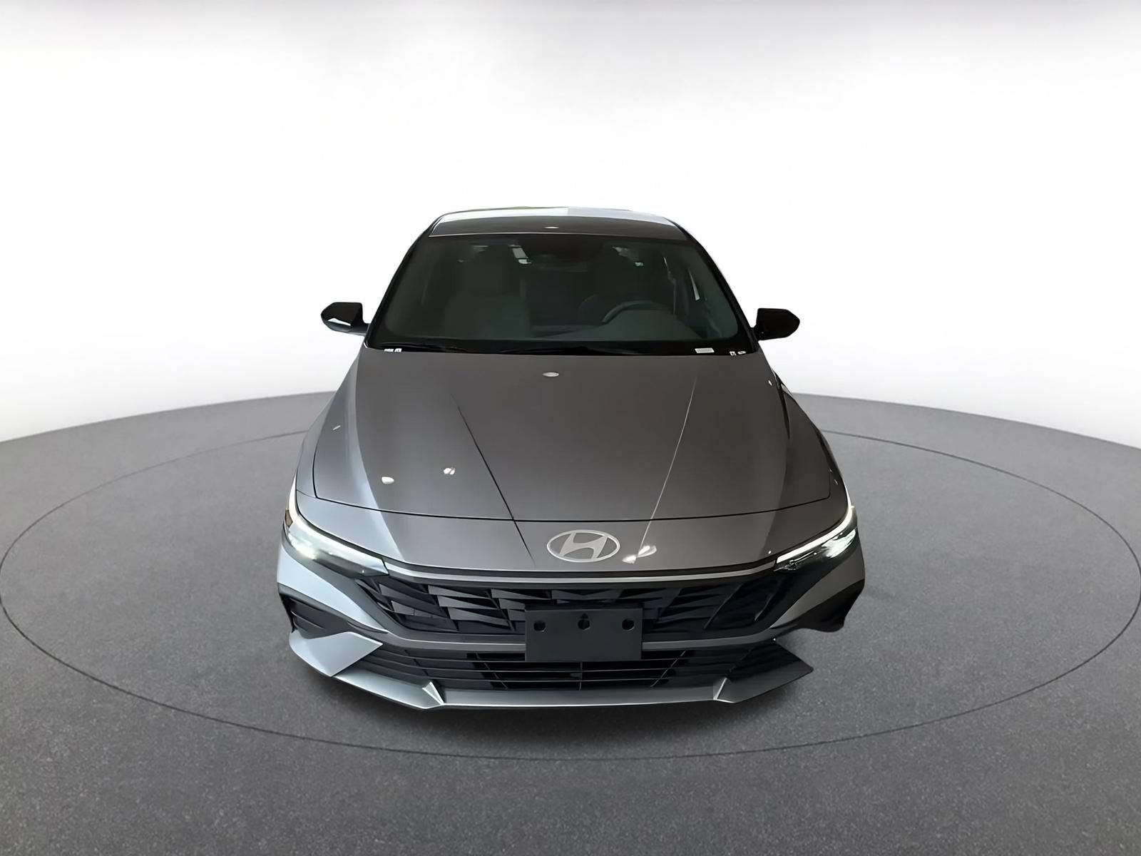 Thumbnail: 2026 Hyundai Elantra - 4