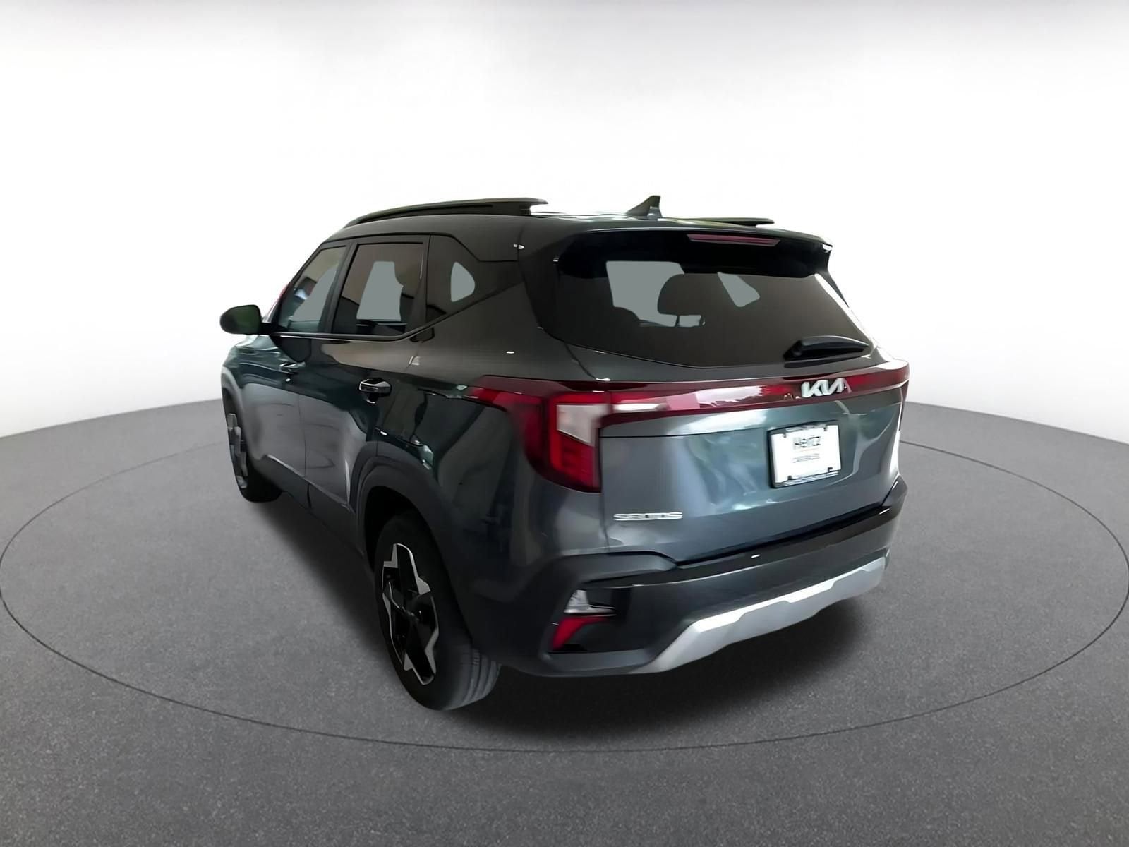 Thumbnail: 2025 Kia Seltos - 11