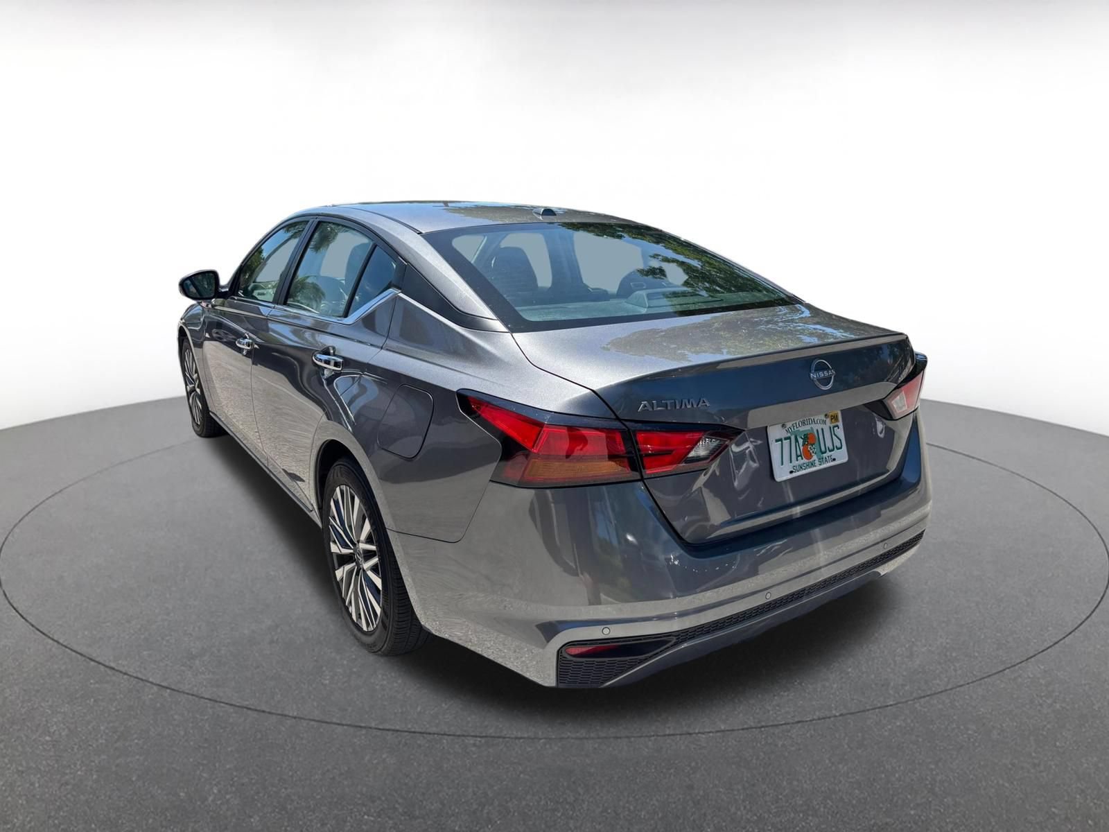 Thumbnail: 2025 Nissan Altima - 12