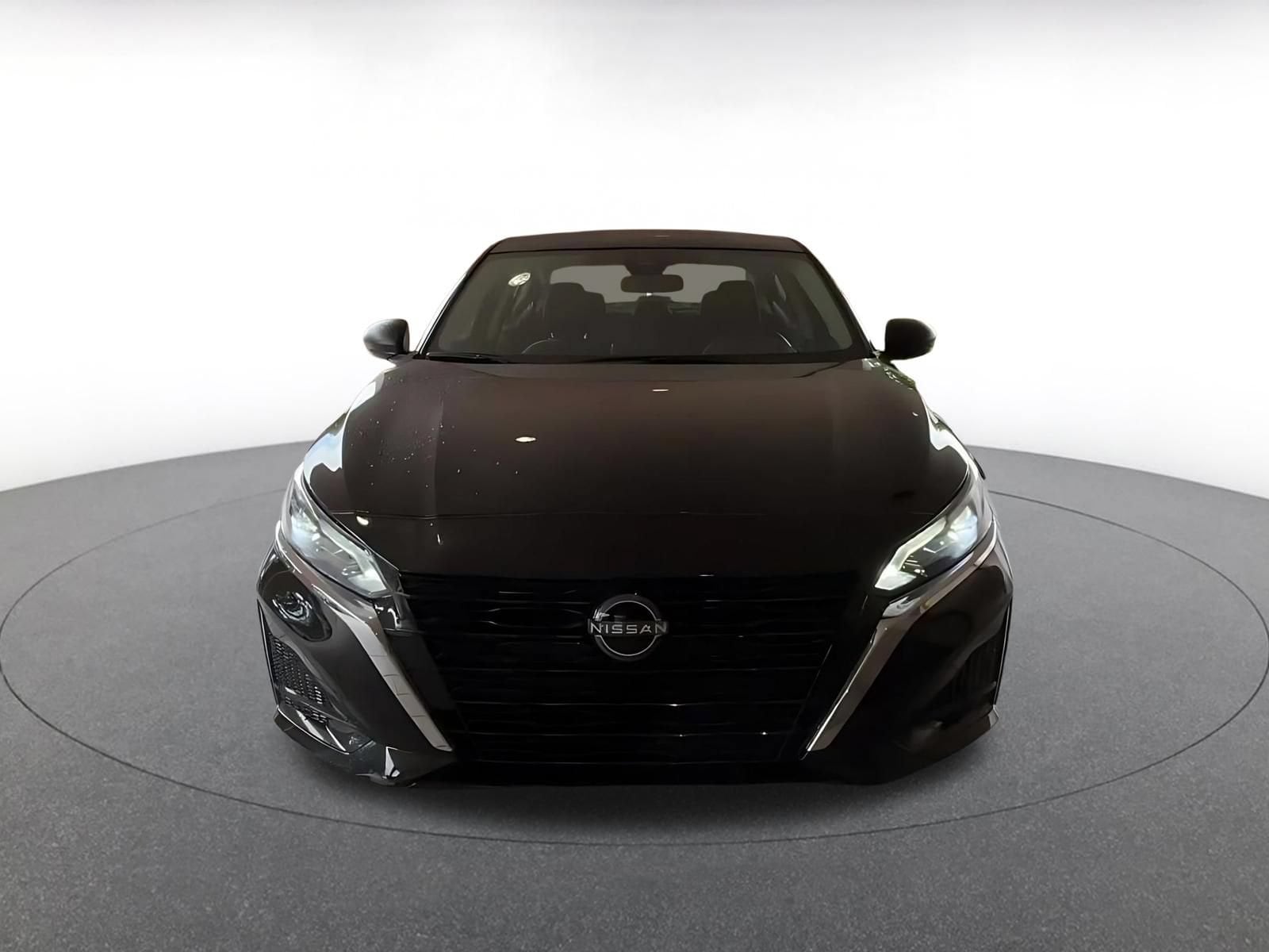 Thumbnail: 2025 Nissan Altima - 12