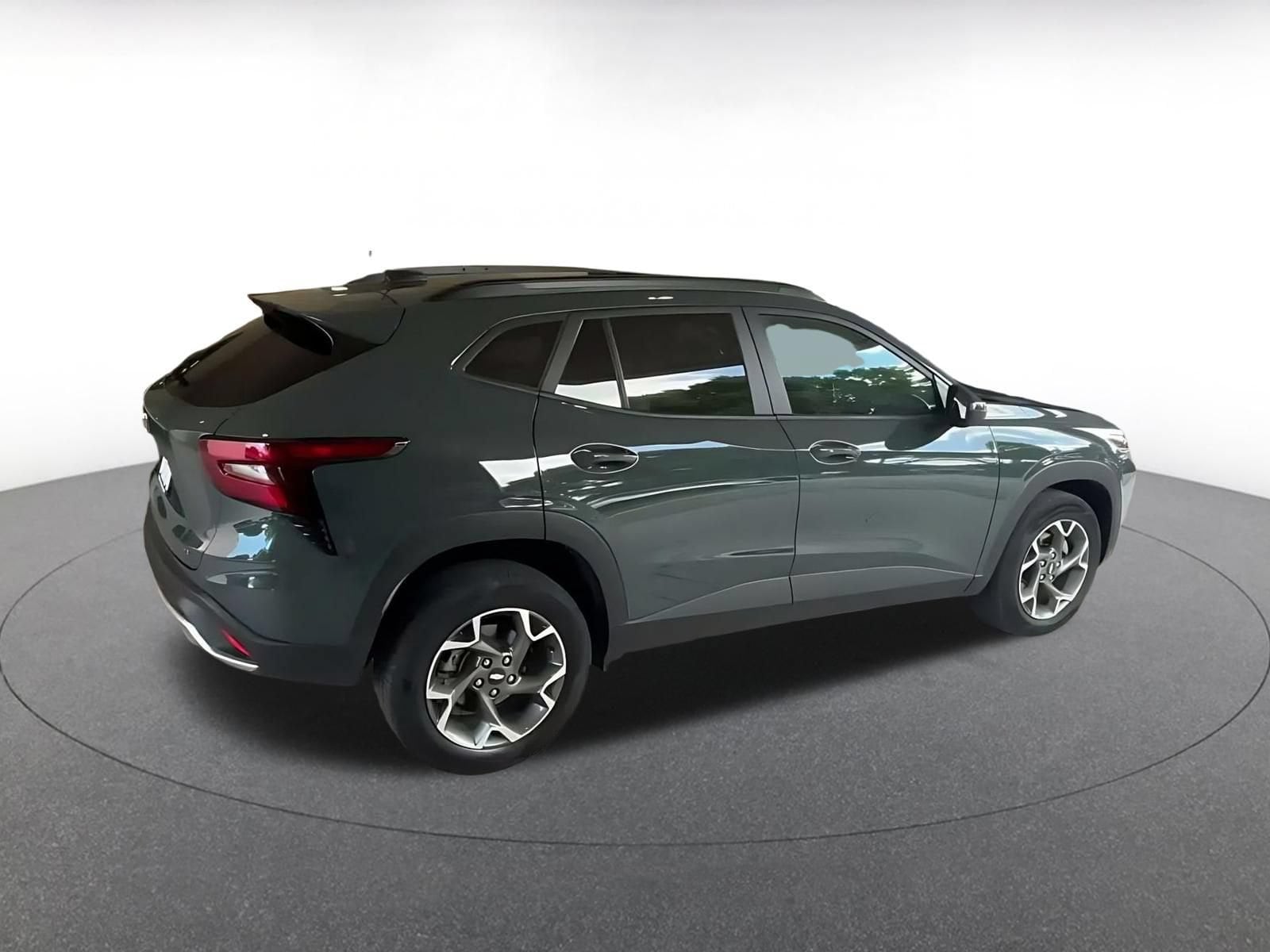 Thumbnail: 2025 Chevrolet Trax - 14