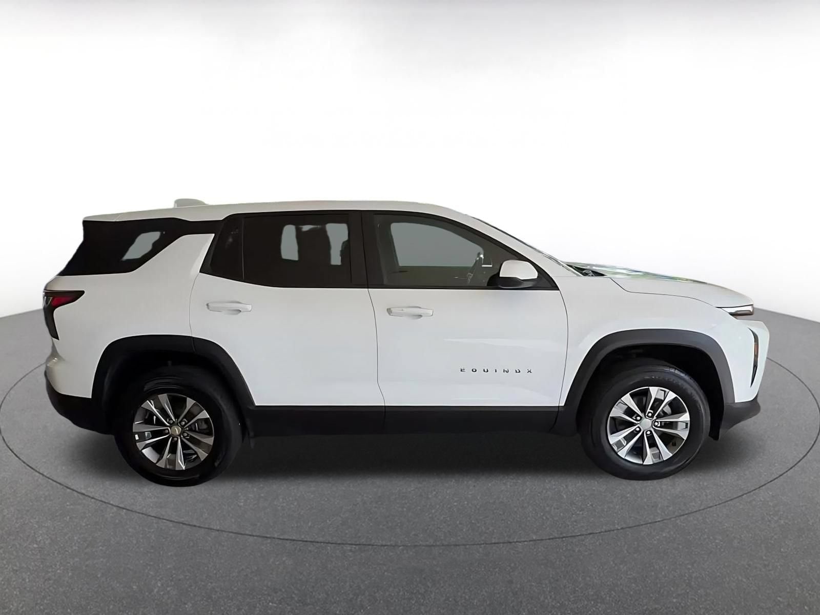 Thumbnail: 2025 Chevrolet Equinox - 15