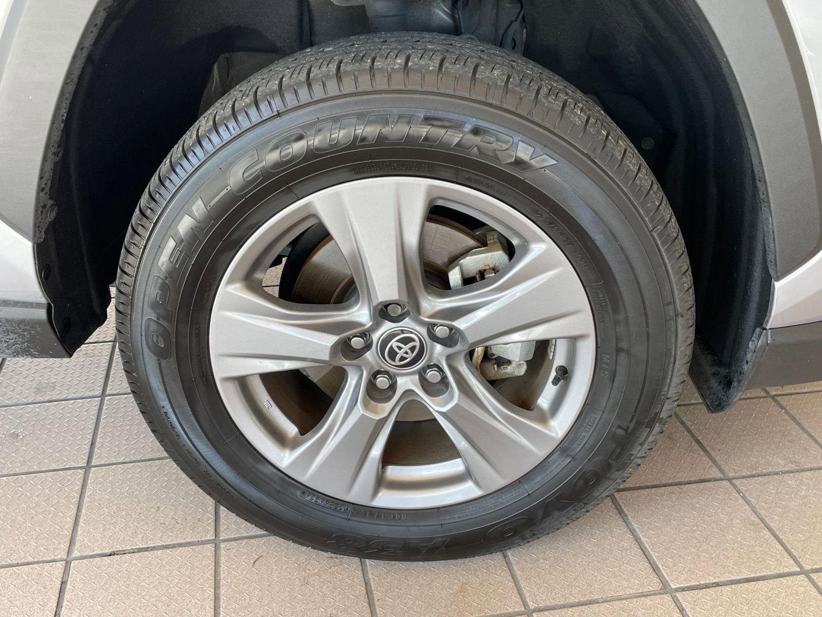 Thumbnail: 2025 Toyota RAV4 - 29