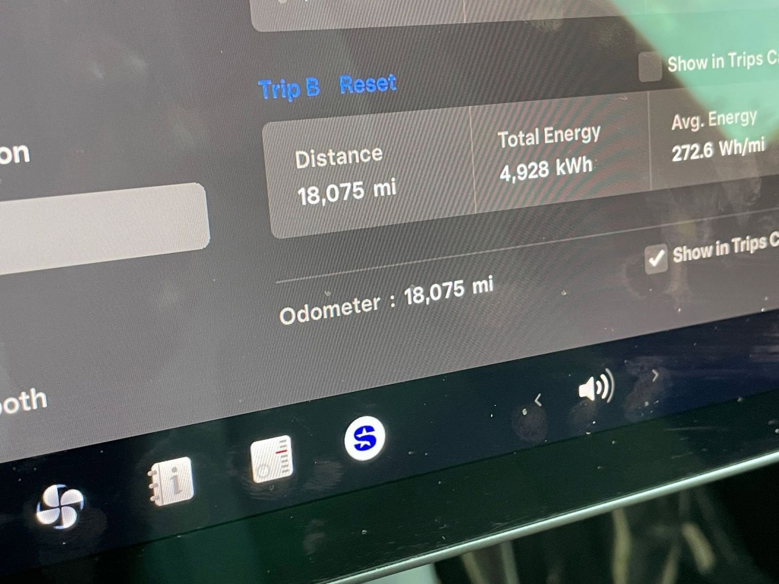 2022 Tesla Model 3 Long Range 32