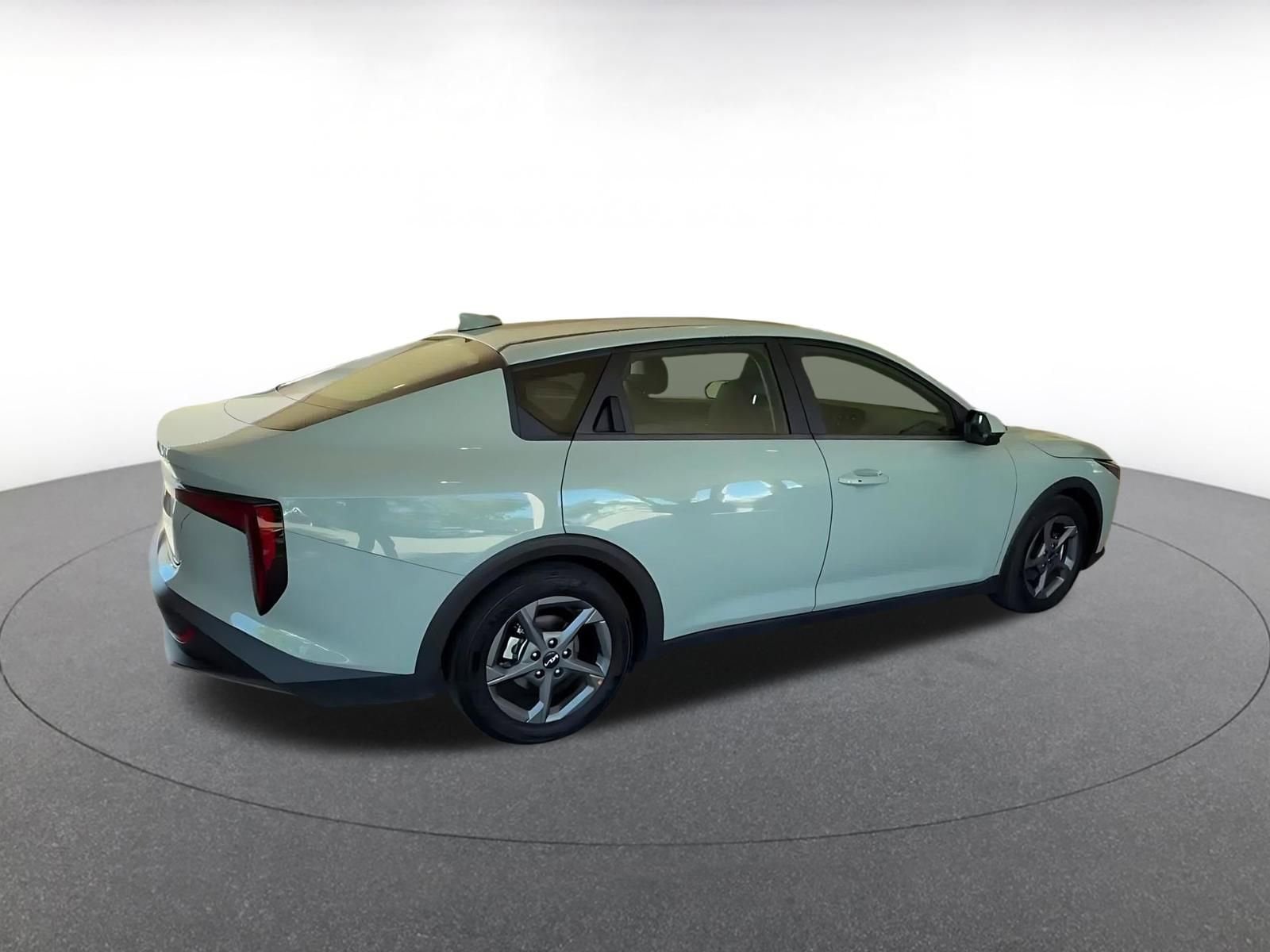 Thumbnail: 2025 Kia K4 - 12