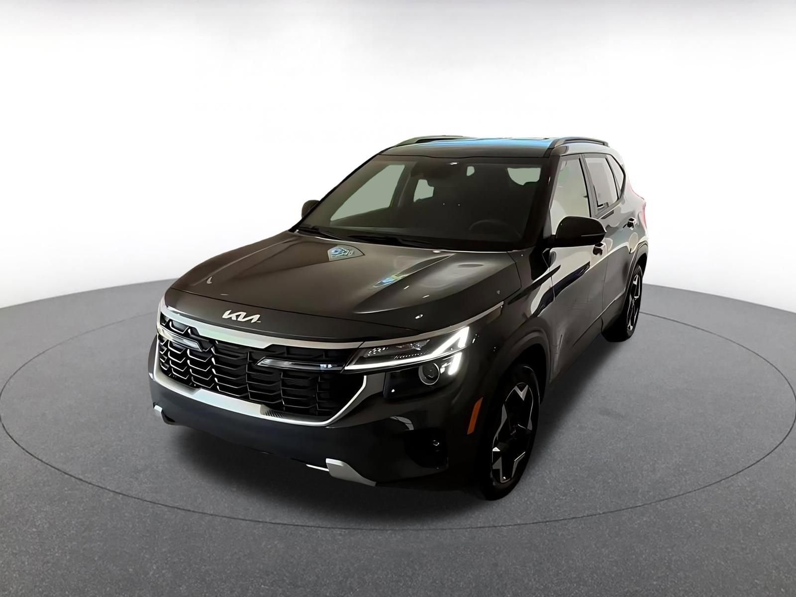 Thumbnail: 2025 Kia Seltos - 7