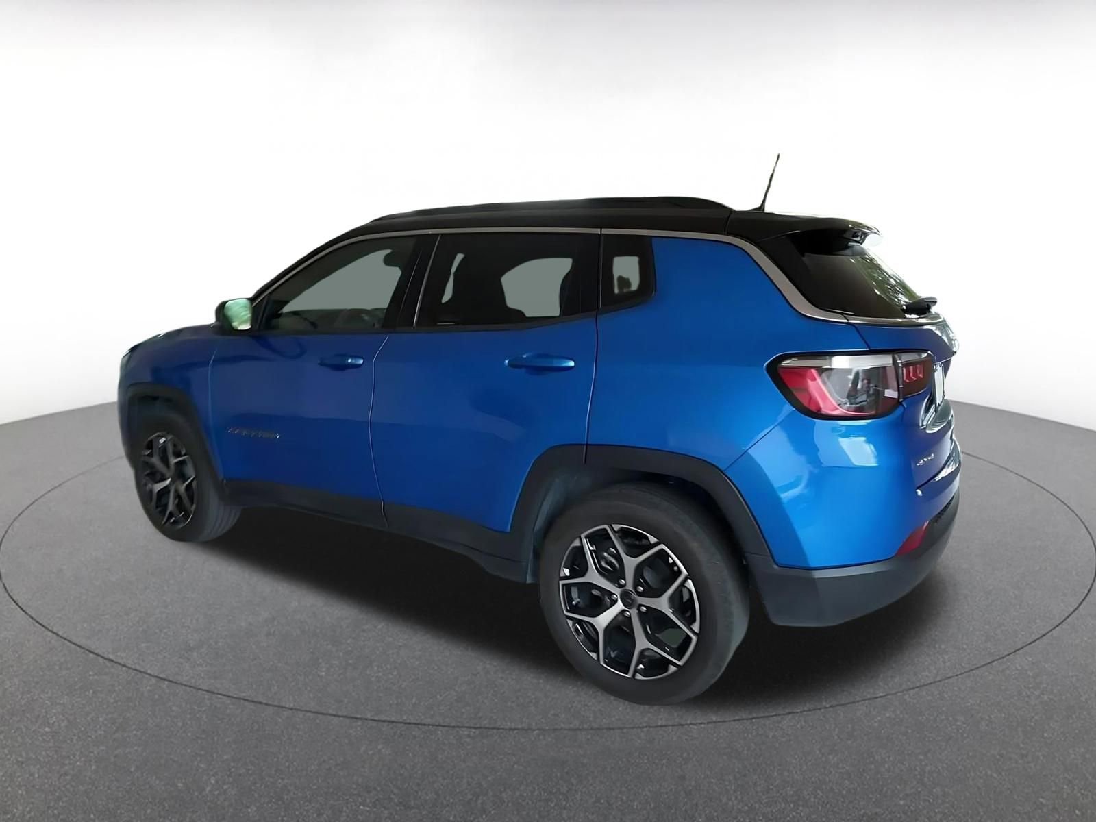 Thumbnail: 2025 Jeep Compass - 10