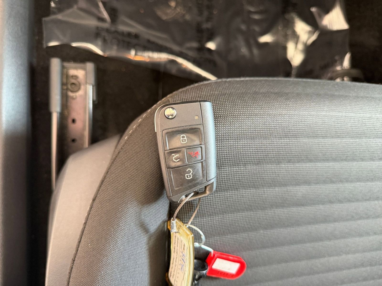 Thumbnail: 2025 Volkswagen Jetta - 18