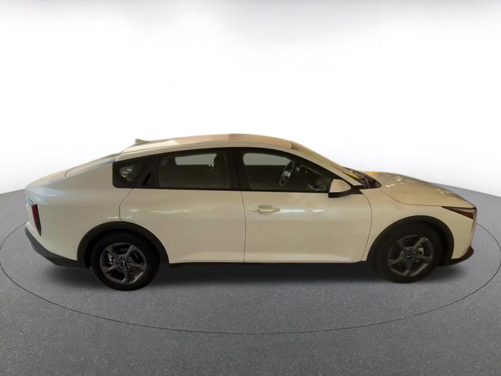 Thumbnail: 2025 Kia K4 - 16