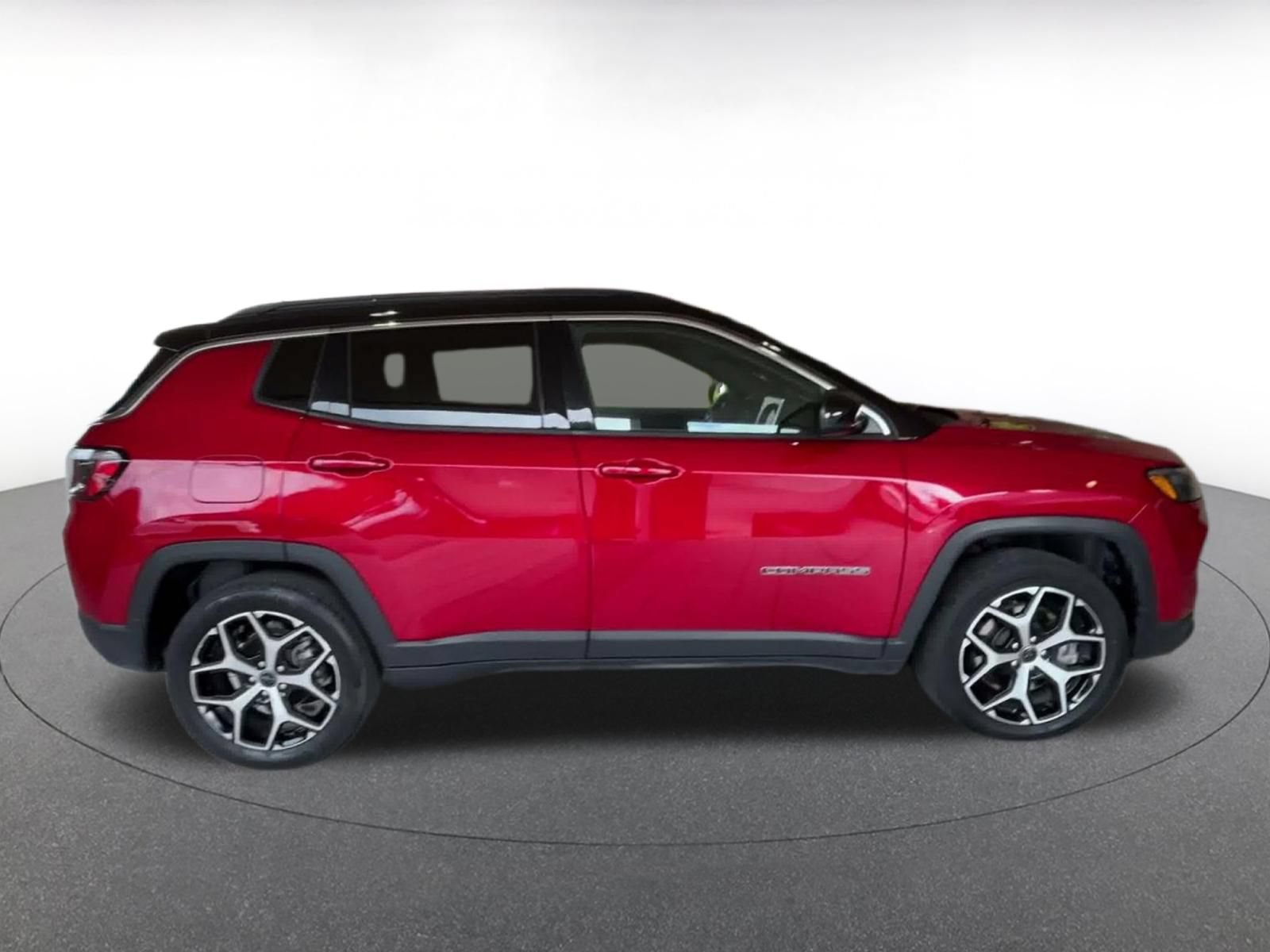 Thumbnail: 2025 Jeep Compass - 15