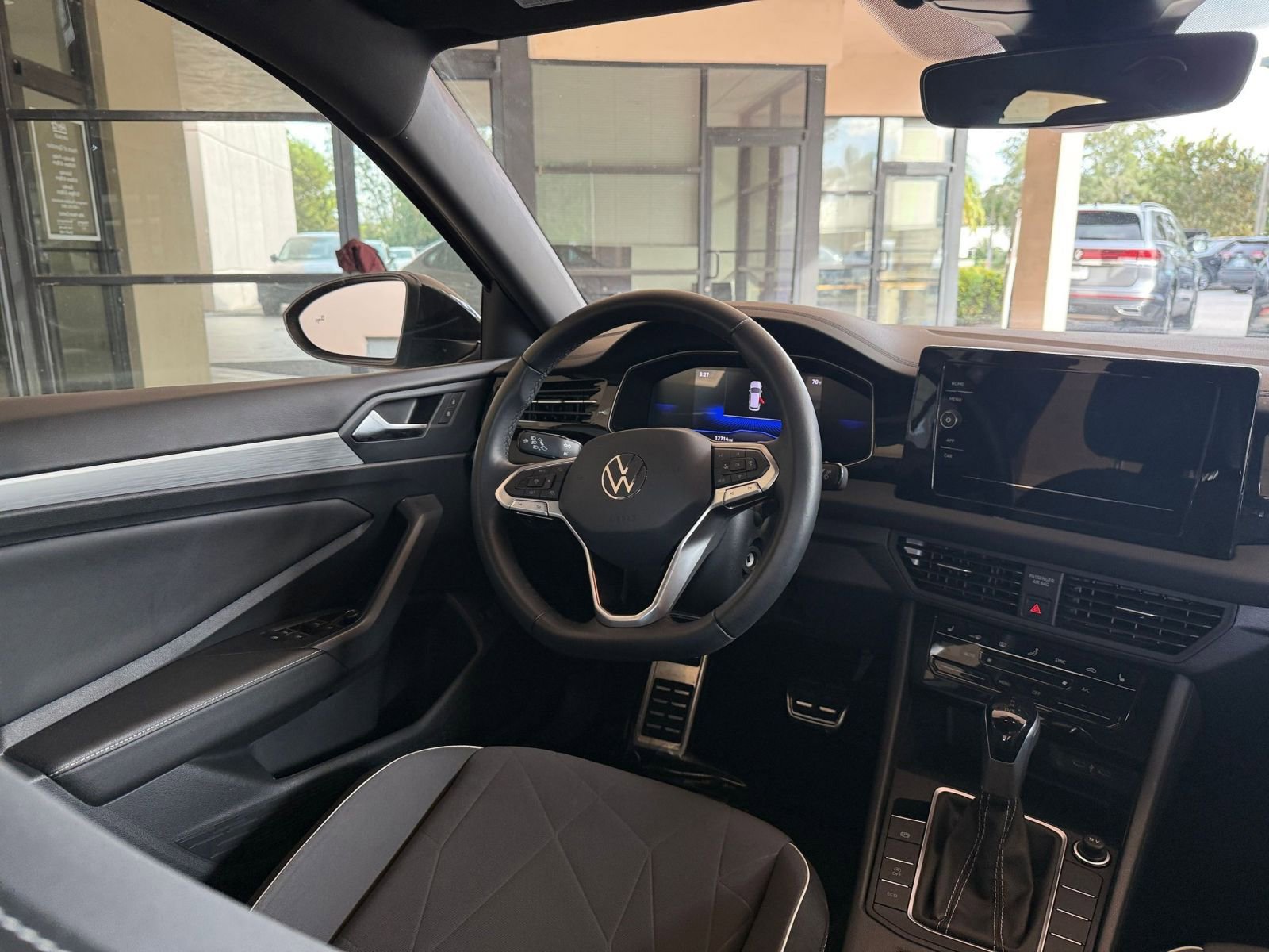 Thumbnail: 2025 Volkswagen Jetta - 28