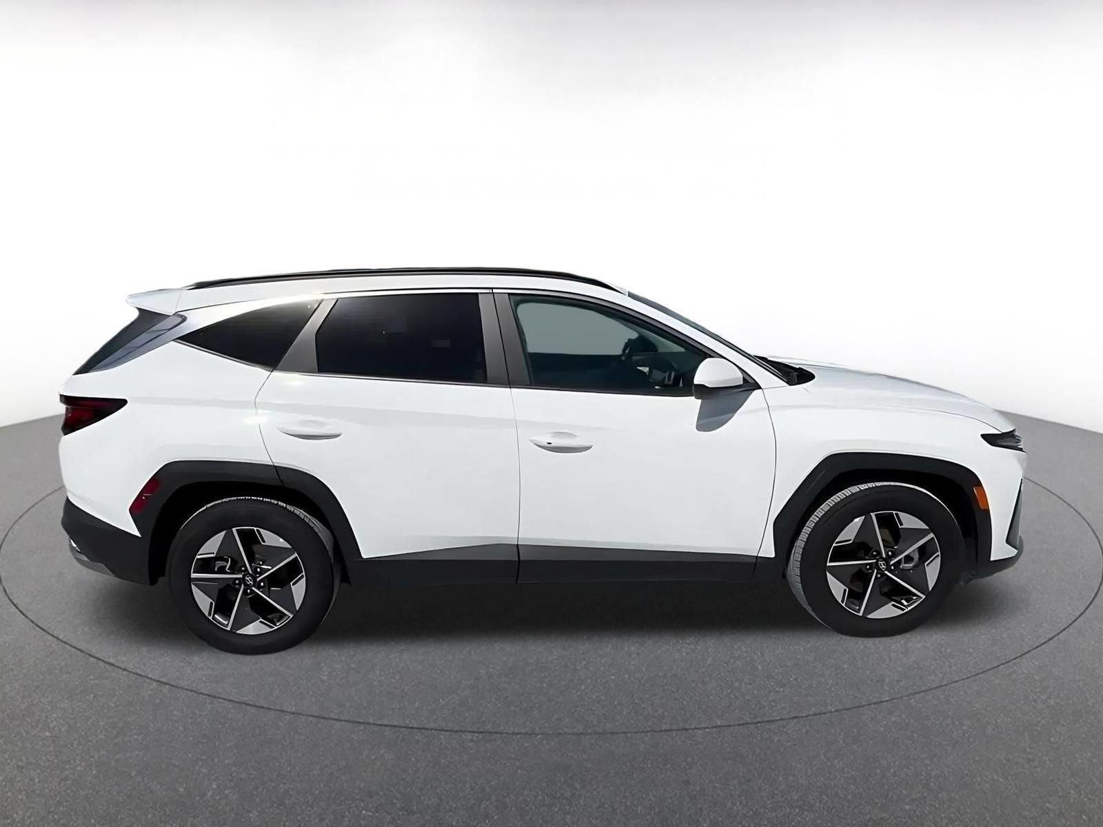 Thumbnail: 2026 Hyundai Tucson - 16